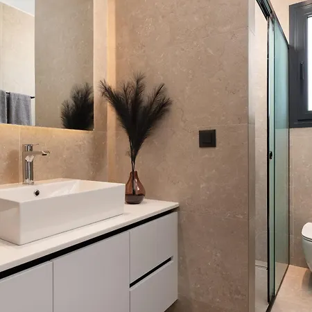 Appartamento Tsampika Luxury House Kremastí
